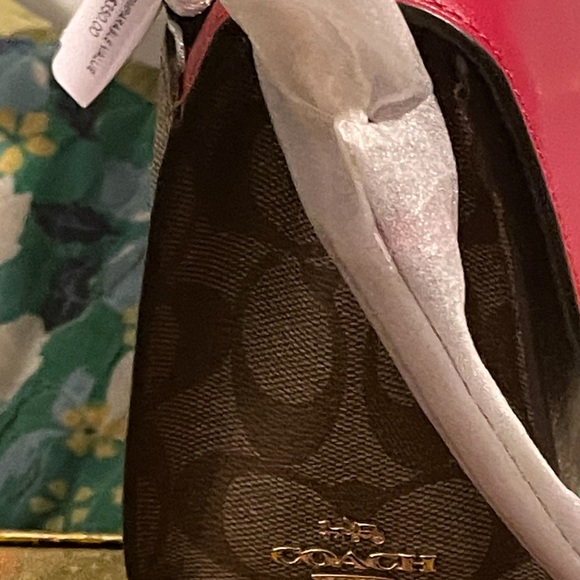 Purse - Picture 3 of 5